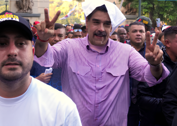 Tramp Maduro üçün sürgün ünvanı axtarır: siyahıda Azərbaycanla Türkiyə də var – İDDİA