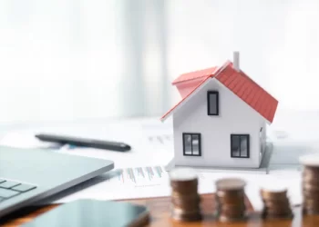 Mənzil bazarında qiymət şişirdənlər kimlərdir?