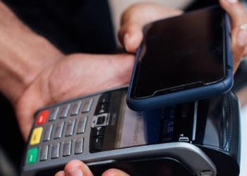 “Manato” və “Azpulmat”ın qanunsuzluğu: telefonda olan məlumatlar təhlükədə!