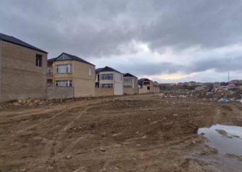 Masazırda gölü qurudulur: evlər hansı sənədlə tikilir? – VİDEO