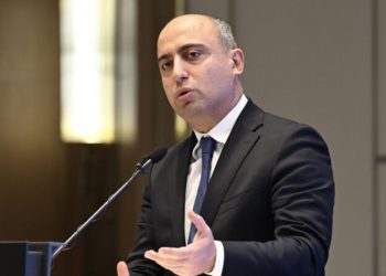 Nazirdən müəllimlərə sitəm – bəs günahkar kimdir?