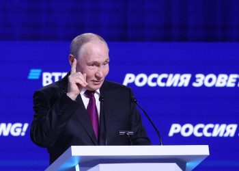 Putin artıq qocalığını gizlədə bilmir… – FOTOLAR