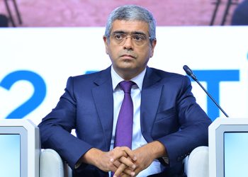 Anar Əliyev devalvasiyanın, inflyasiyanın hesabına artan rəqəmlərlə manipuliyasiya edir