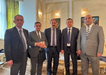 ÖZBƏKİSTANIN XALQ ŞAİRİ SİRACƏDDİN SƏYYİD “AZƏRBAYCANIN DOSTU” QIZIL ORDENİNƏ LAYİQ GÖRÜLÜB