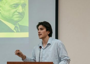 1920-ci il Gəncə üsyanı: sovetləşmə prosesinə qarşı silahlı müqavimətin struktur təhlili