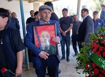 DSX-ya ağır suallar:23 günlük əsgər niyə həyatını itirdi? – O NECƏ SƏFƏRBƏR EDİLİB Kİ?