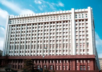 Vəhdət Partiyasının sədri Adəm Bakuvi Prezident Administrasiyasında qəbul edilmişdir