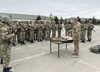 Hərbi təlim toplanışlarından yayınanlar və onlara yardımçl olanlar – Hansı cəza gözləyir?