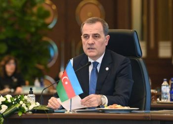 Ceyhun Bayramov Rusiyaya rəsmi səfərə yola düşüb