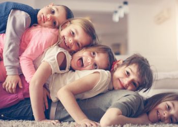 Ölkəmizdə kasıb ailələrdə uşaq sayı varlı ailələrə daha yüksəkdir