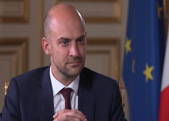 Fransa hökuməti iki İran diplomatını ölkədən çıxaracaq