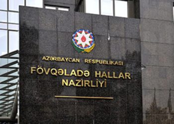 Küləkli havada çimərliklərə gedənlərə XƏBƏRDARLIQ