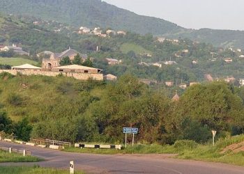 Qazaxın azad edilən kəndlərində söküntü işlərinə başlanılır