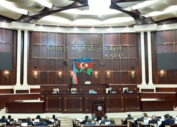 Deputatlar bu gün 12 məsələni müzakirə edəcəklər